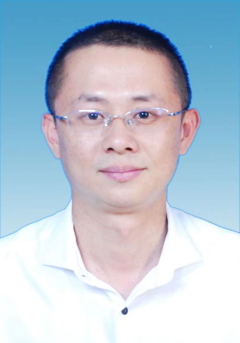 王偉
